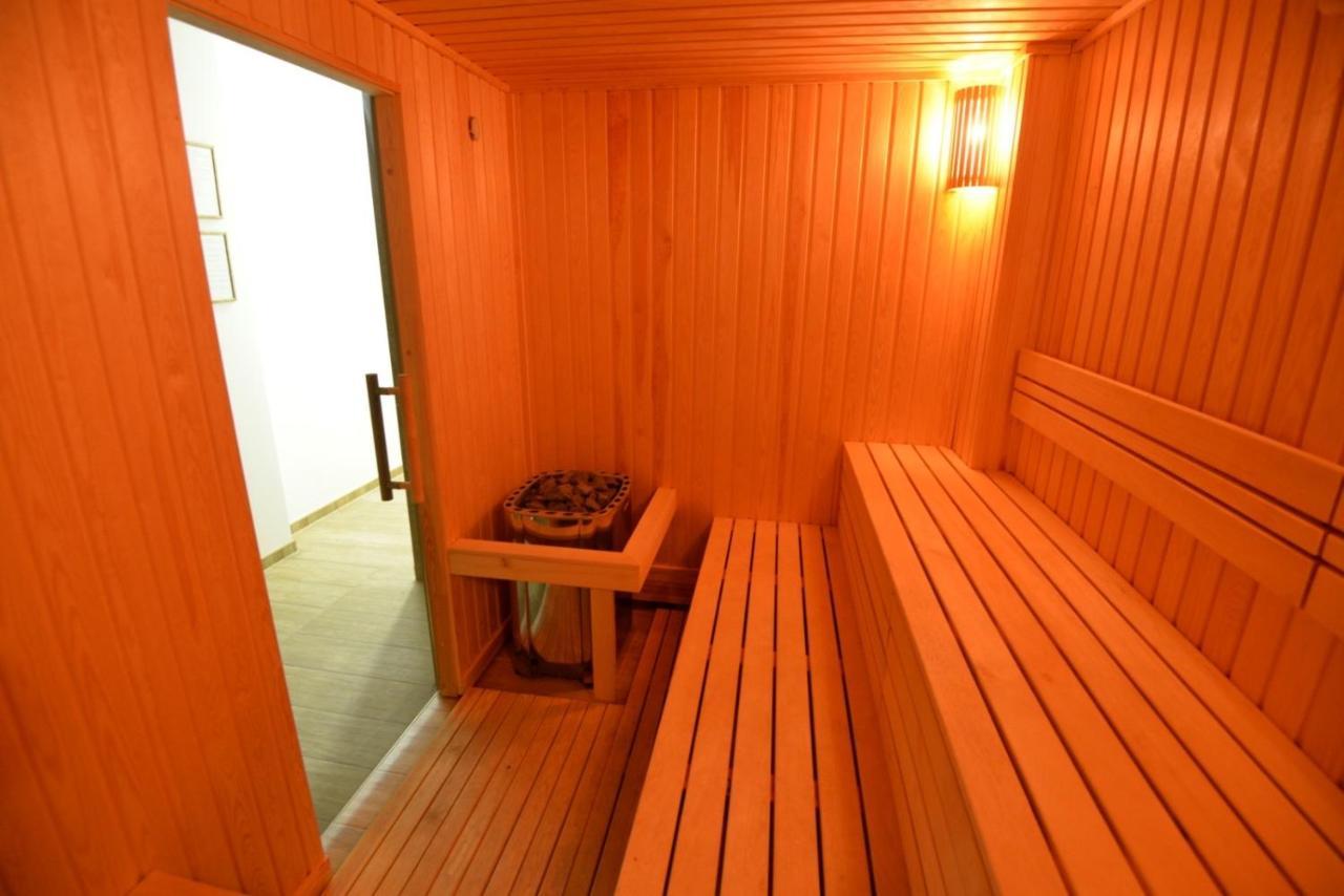 Prenociste Bis Hotel Prijepolje Ngoại thất bức ảnh